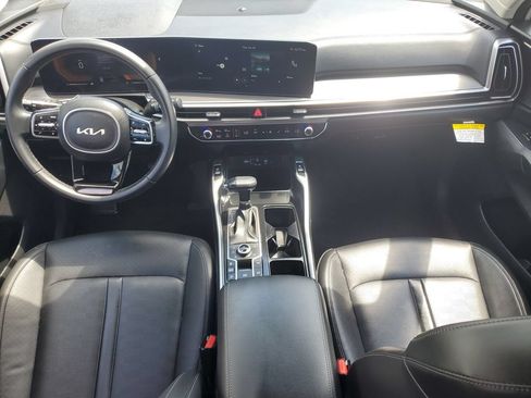 Certified 2024 Kia Sorento S w/ Panoramic Sunroof Package AWD/4WD image 23