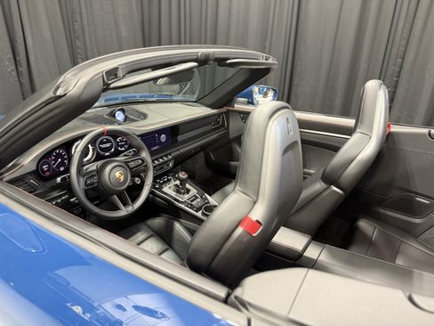 Certified 2023 Porsche 911 Carrera GTS image 36