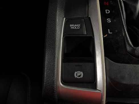 Used 2020 Honda Civic LX image 37