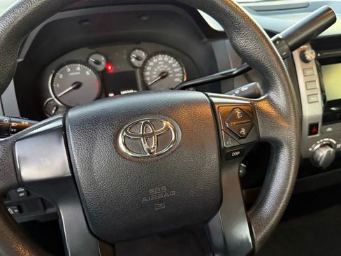 Used 2014 Toyota Tundra SR image 8