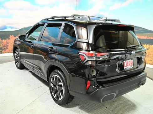 Used 2025 Subaru Forester Limited image 11
