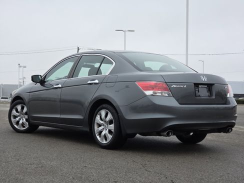 Used 2010 Honda Accord EX image 12