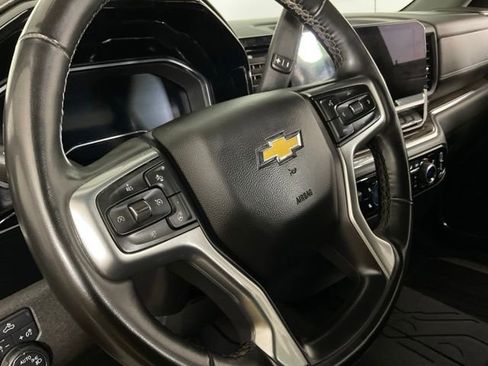 Used 2024 Chevrolet Silverado 1500 LT AWD/4WD image 22