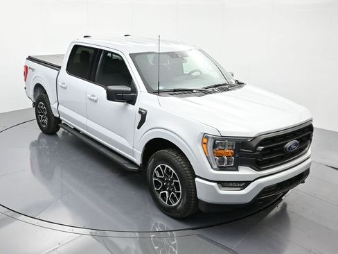 Certified 2022 Ford F150 XLT w/ Equipment Group 302A High image 29