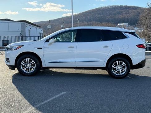 Certified 2019 Buick Enclave Essence image 10