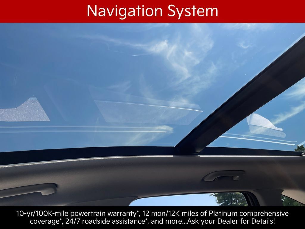 Certified 2025 Kia Sorento EX w/ Panoramic Sunroof Package AWD/4WD image 13