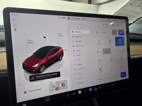 Used 2023 Tesla Model Y Long Range AWD/4WD image 11