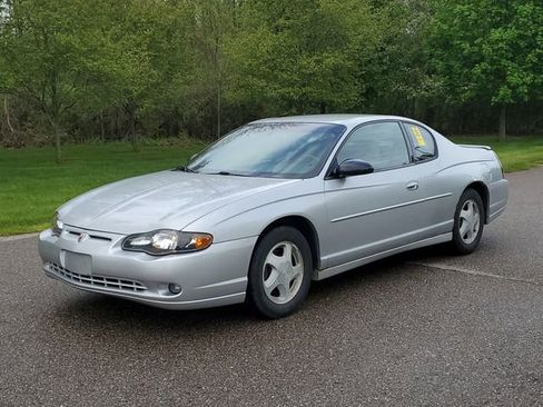 Used 2003 Chevrolet Monte Carlo SS FWD image 2