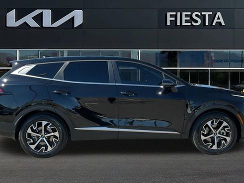 Used 2024 Kia Sportage EX image 6