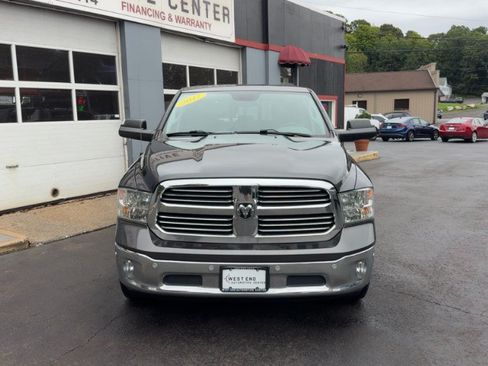 Used 2017 RAM 1500 Big Horn AWD/4WD image 3