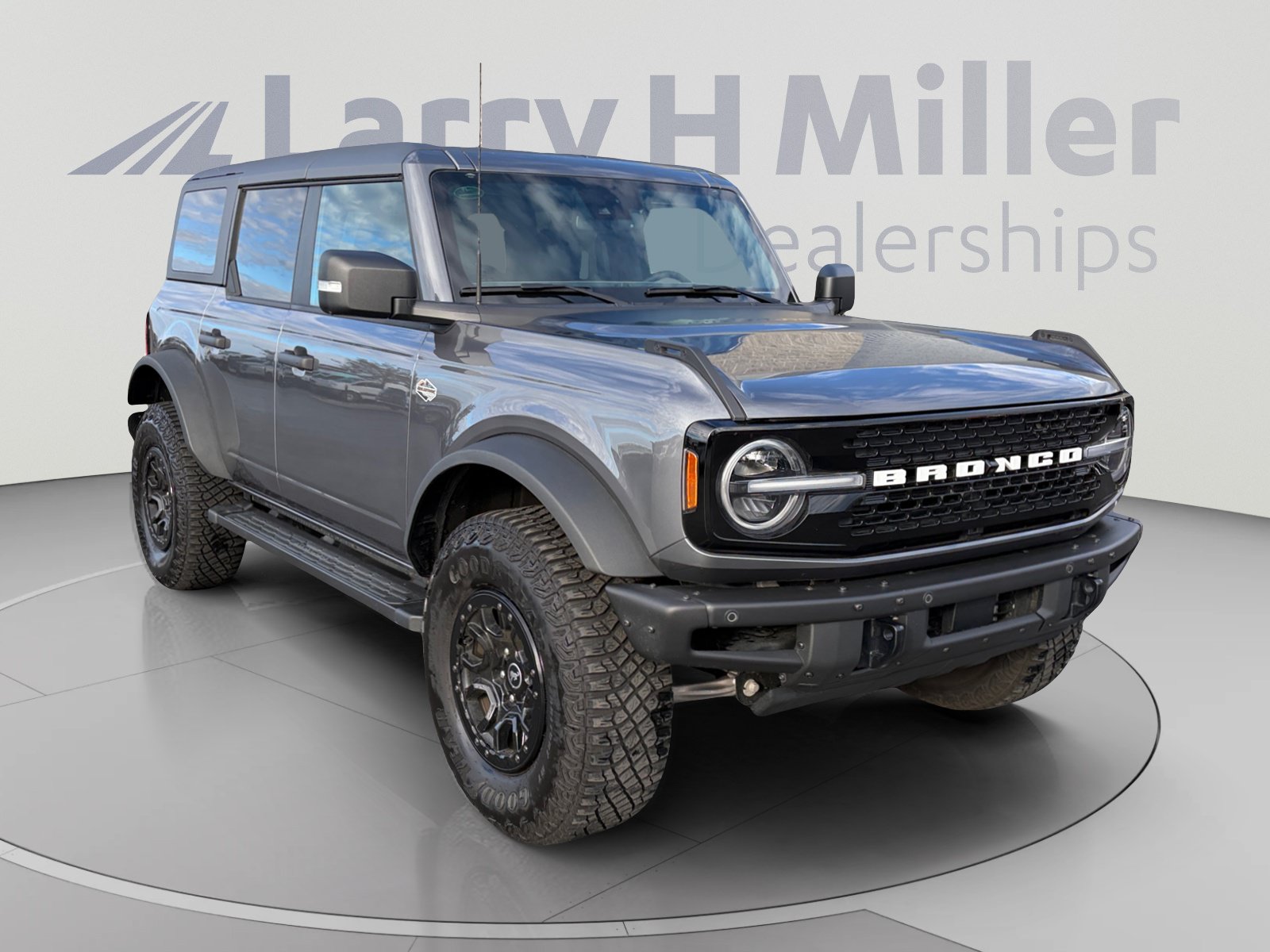 Used 2023 Ford Bronco Wildtrak AWD/4WD image 7