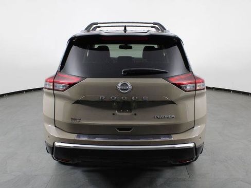 Certified 2025 Nissan Rogue Platinum FWD image 11