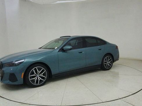Used 2026 BMW i5 eDrive40 image 65