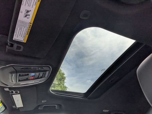 Certified 2023 Jeep Grand Cherokee Altitude AWD/4WD image 12