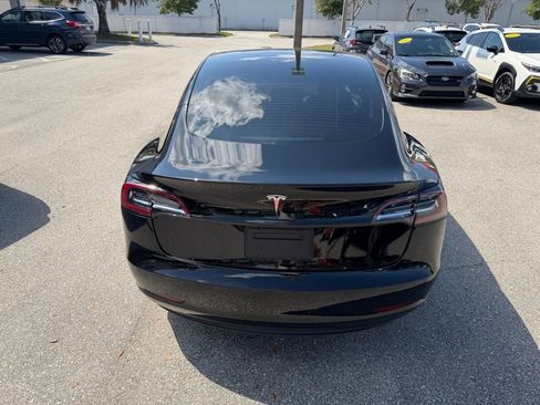 Used 2021 Tesla Model 3 Standard Range Plus image 6