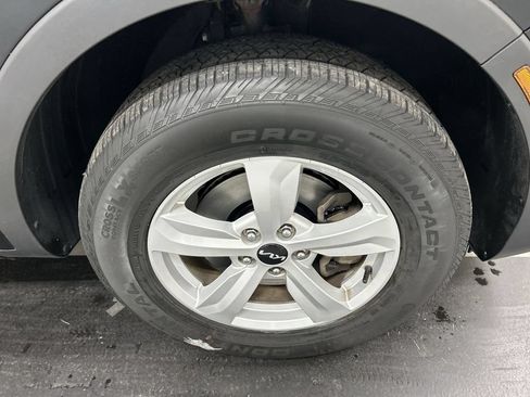 Certified 2023 Kia Sorento LX AWD/4WD image 8