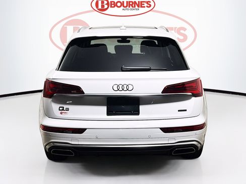 Used 2023 Audi Q5 2.0T Premium w/ Convenience Package image 9