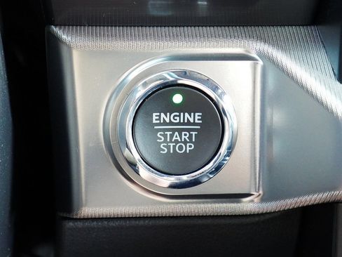 Used 2023 Ford F150 Raptor AWD/4WD image 41