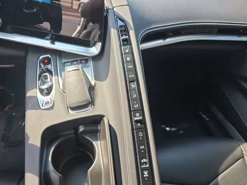 Used 2024 Chevrolet Corvette Stingray Preferred Conv w/ Battery Protection Package RWD image 26