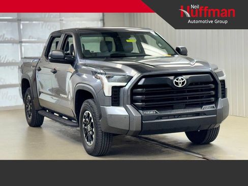 Used 2024 Toyota Tundra SR5 w/ SR5 Convenience Package AWD/4WD image 1
