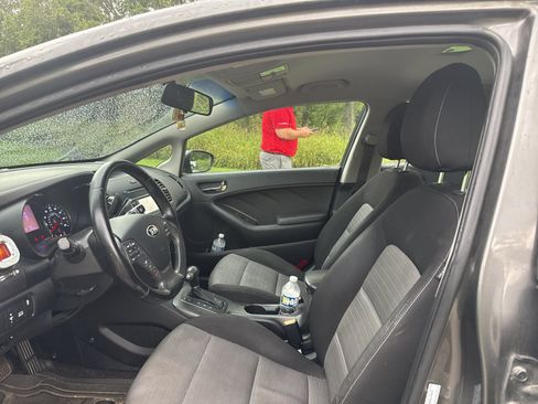 Used 2014 Kia Forte EX FWD image 7