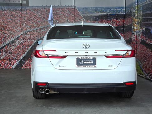 Certified 2025 Toyota Camry SE FWD image 6