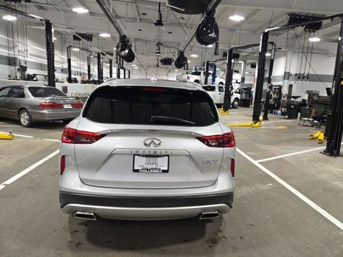 Used 2019 INFINITI QX50 Essential w/ Premium Audio Package FWD image 4