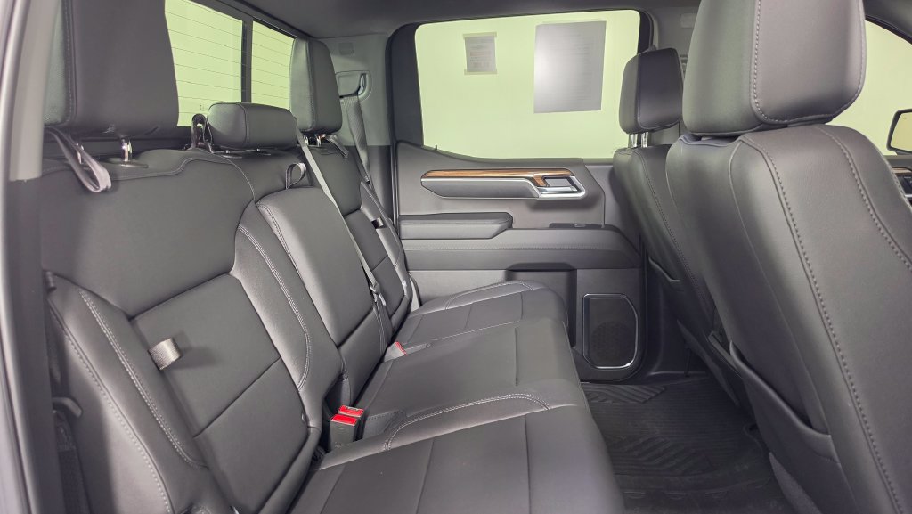 Used 2025 Chevrolet Silverado 1500 RST w/ RST All Star Premium Package AWD/4WD image 27