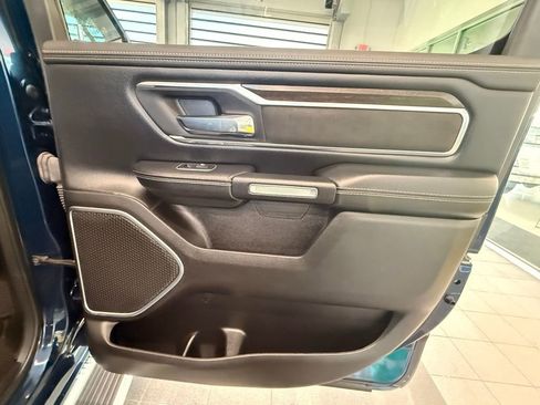 Used 2022 RAM 1500 Laramie AWD/4WD image 34