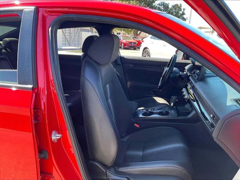 Used 2025 Honda Civic Sport image 10