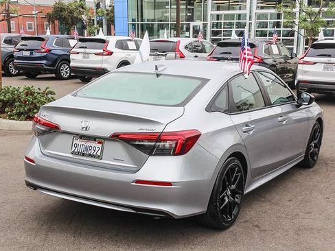 Used 2025 Honda Civic Sport Touring image 5