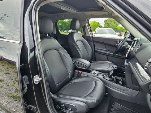 Used 2017 MINI Cooper Countryman ALL4 AWD/4WD image 6