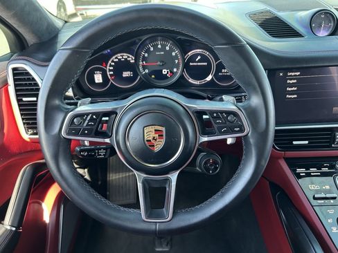 Used 2022 Porsche Cayenne S AWD/4WD image 24