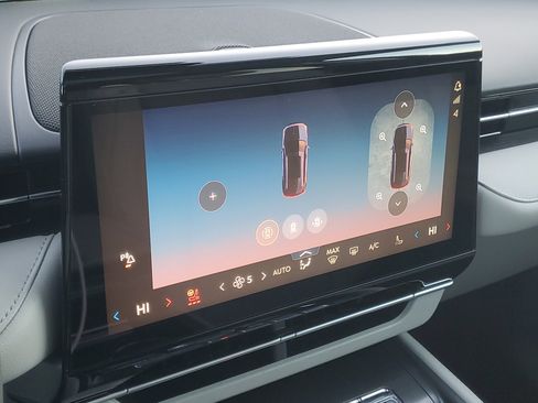 New 2026 Lincoln Nautilus Reserve image 25