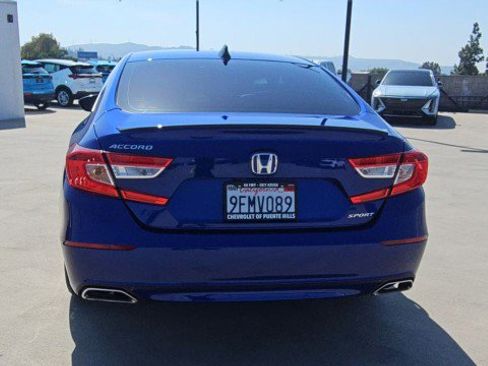 Used 2022 Honda Accord Sport image 7