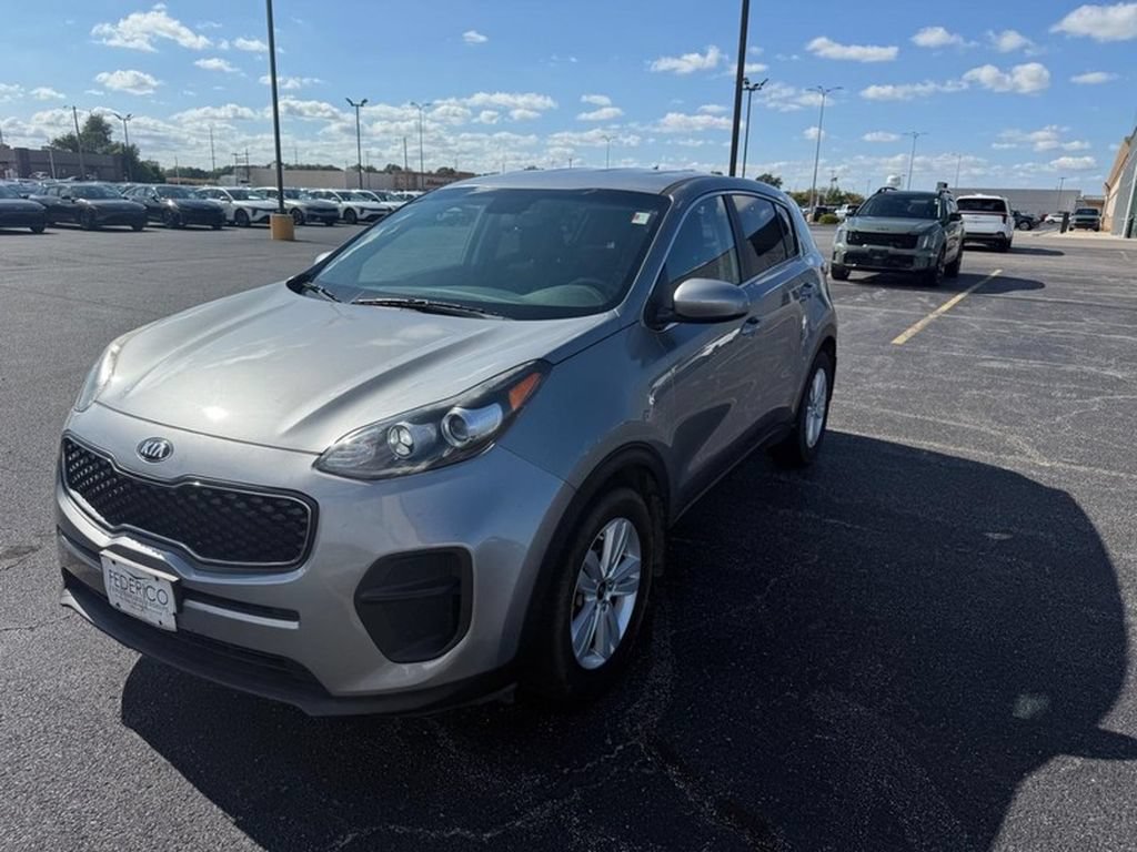 Used 2019 Kia Sportage LX FWD image 4