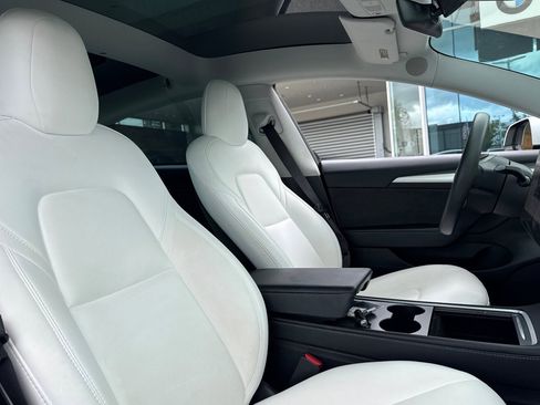 Used 2022 Tesla Model 3 Long Range image 30