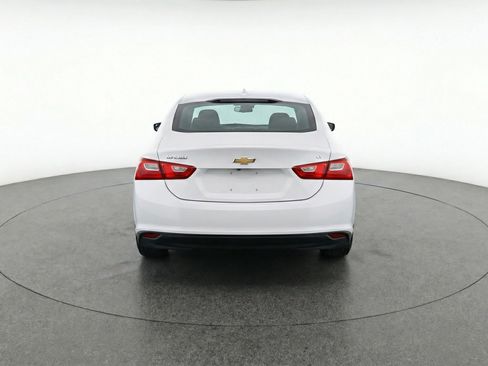 Used 2024 Chevrolet Malibu LT image 7