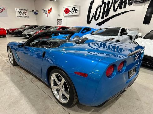 Used 2008 Chevrolet Corvette Convertible w/ Preferred Equipment Group RWD image 27