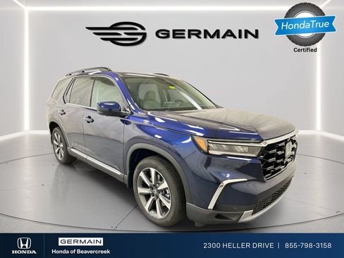 Used 2025 Honda Pilot Elite image 1