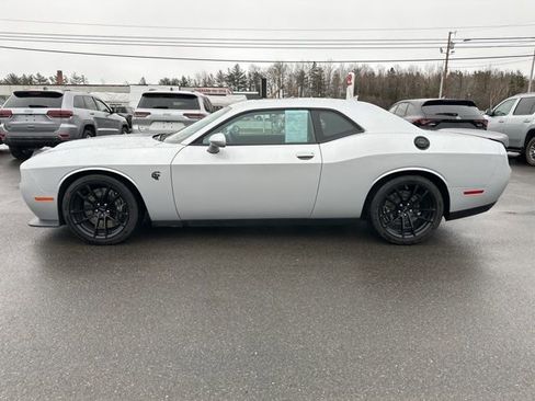 Used 2023 Dodge Challenger SRT Hellcat RWD image 4