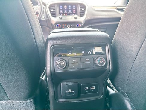 Used 2023 GMC Acadia SLE w/ Driver Convenience Package FWD image 21