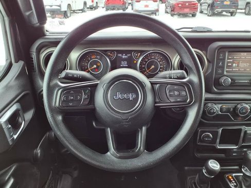 Used 2021 Jeep Wrangler Unlimited Sport image 19
