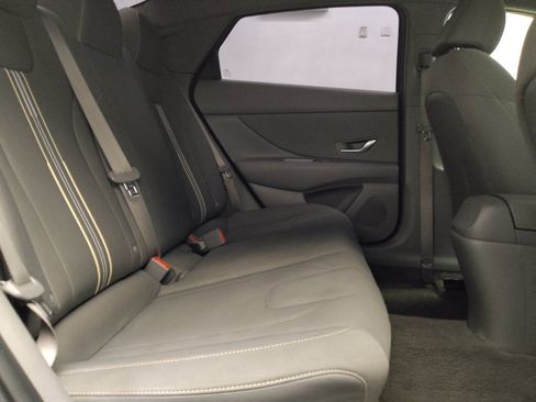 Used 2023 Hyundai Elantra SEL w/ Convenience Package FWD image 19