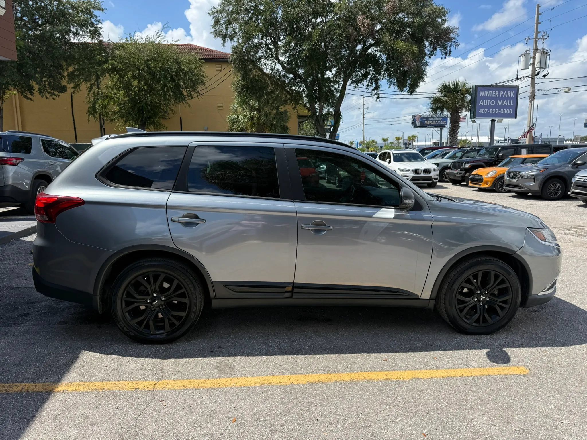 Used 2018 Mitsubishi Outlander SE FWD image 5