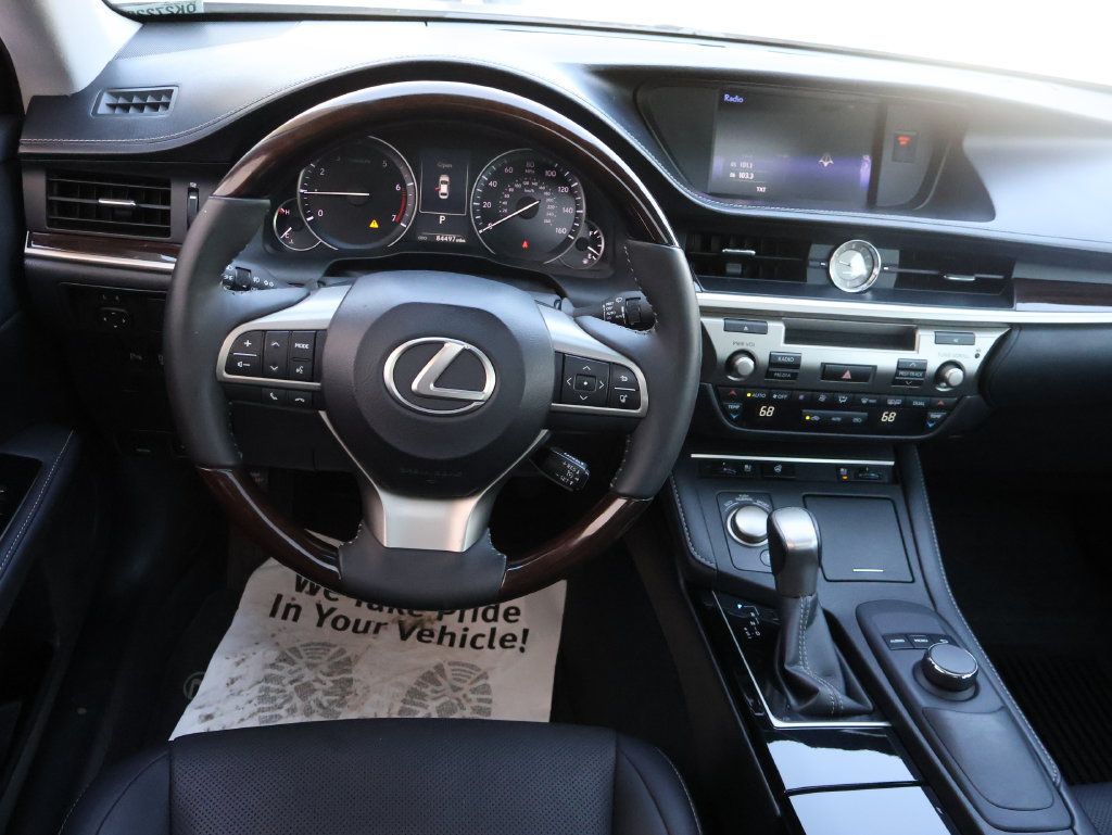 Used 2016 Lexus ES 350 w/ Premium Package w/Wood Trim FWD image 18