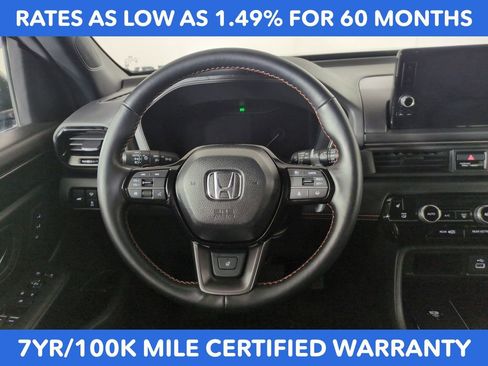 Certified 2024 Honda Pilot TrailSport image 14