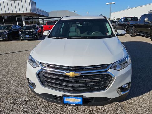 Used 2019 Chevrolet Traverse LT w/ LT Premium Package FWD image 14