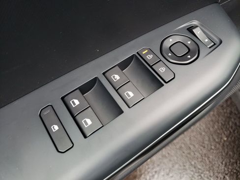 New 2026 Kia K4 LXS image 16