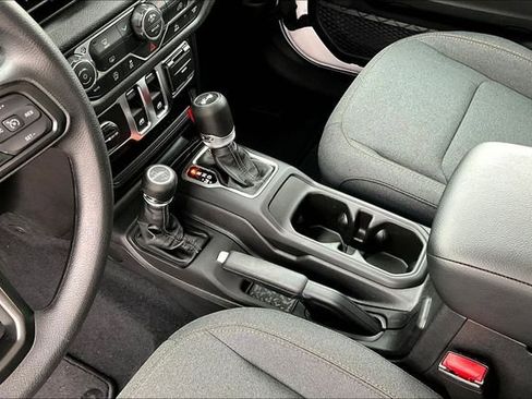 Used 2026 Jeep Wrangler Sport image 7